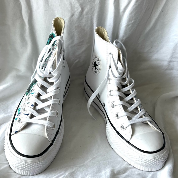 ONE OF A KIND - Custom Artwork, Converse All Stars - Picture 4 of 4